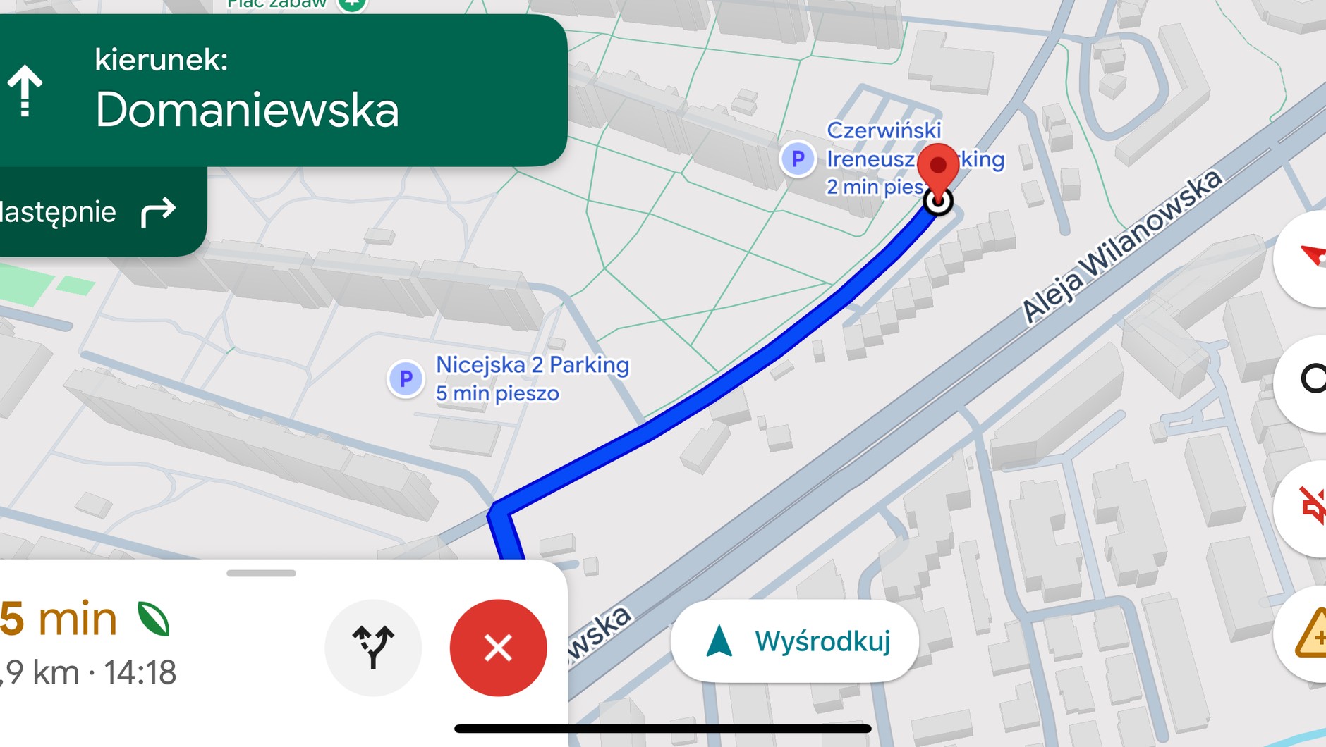 Google Maps wprowadziło nową aktualizację, która wprowadziła informowanie o najbliższych parkingach wokół miejsca docelowego