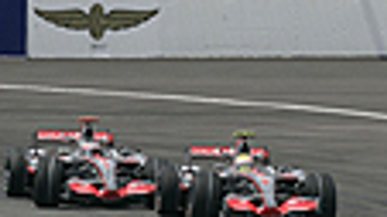 Lewis nie do zatrzymania