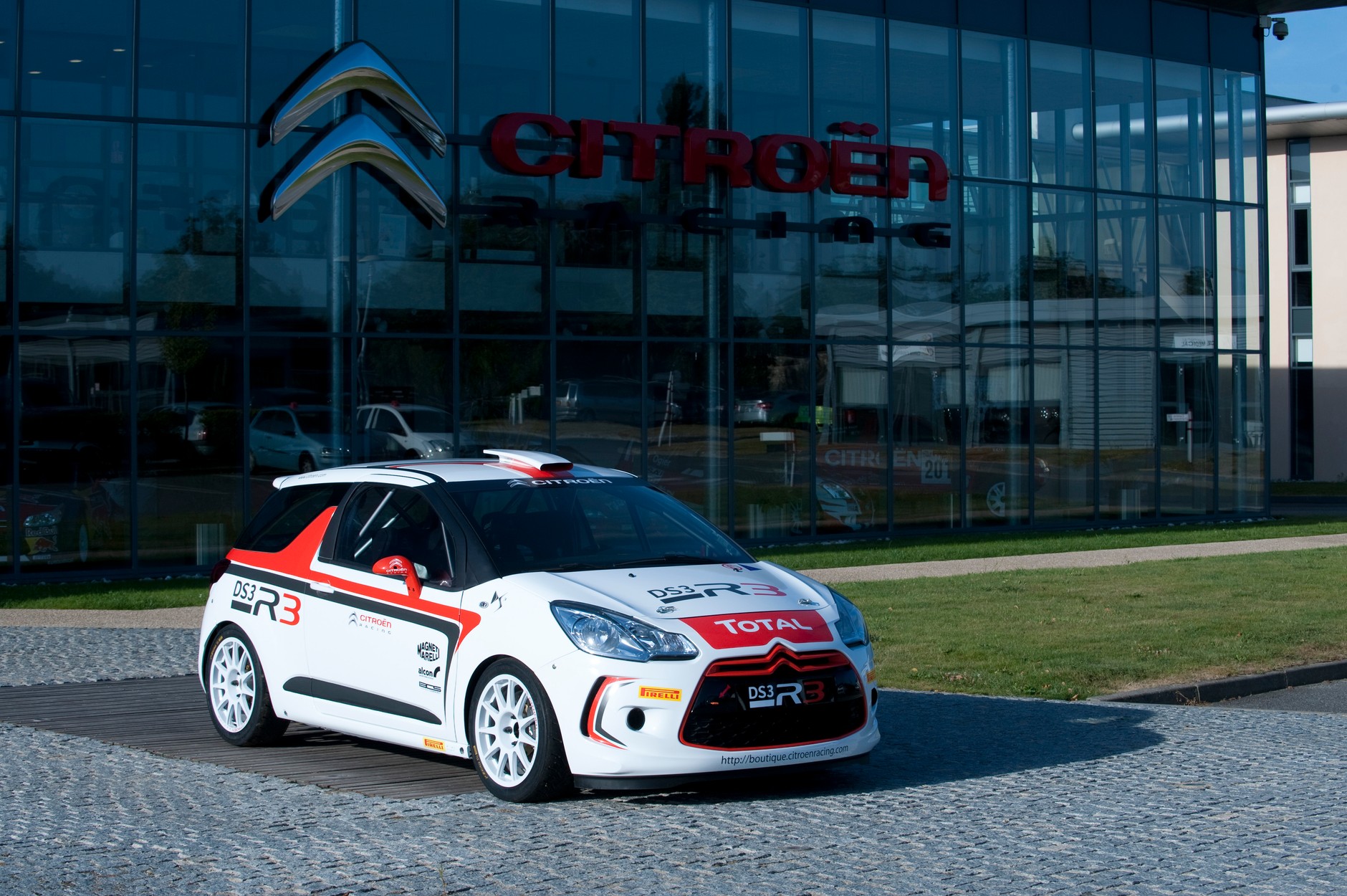 Odkrywamy tajemnice Citroëna DS3 R1