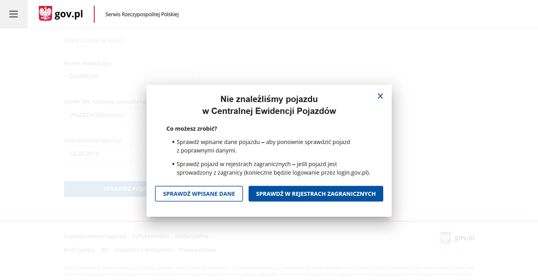 Na stronie historiapojazdu.gov.pl okazało się, że informacje podane w ogłoszeniu są błędne. Później okazało się, że nie był to niewinny błąd