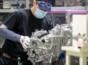 Toyota uruchomiła w Polsce produkcję przekładni do hybrydowych Yarisów. Na tym nie koniec