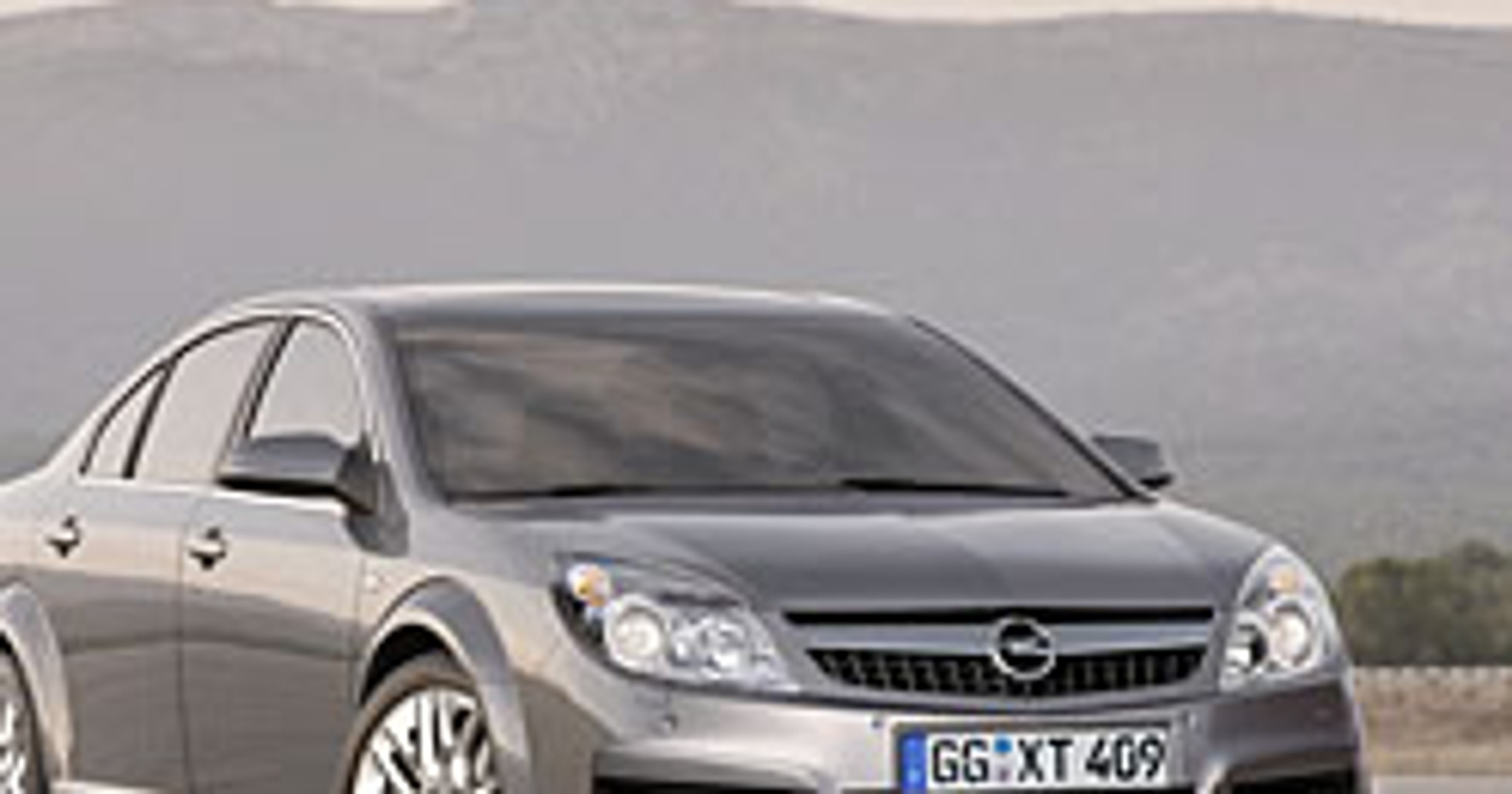 Zdjęcia szpiegowskie: nowy Opel Vectra we Frankfurcie