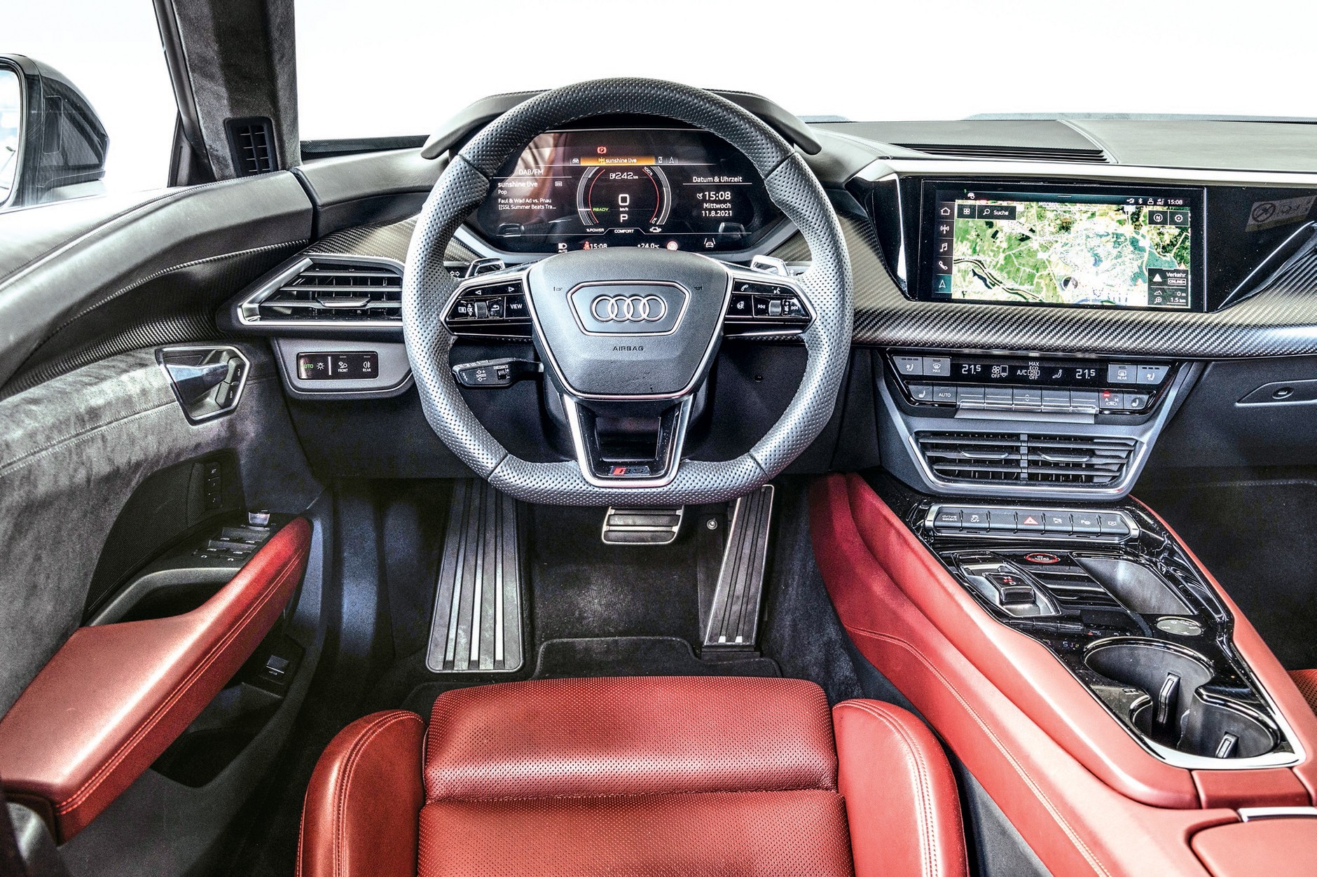 Audi RS e-tron GT (2021)