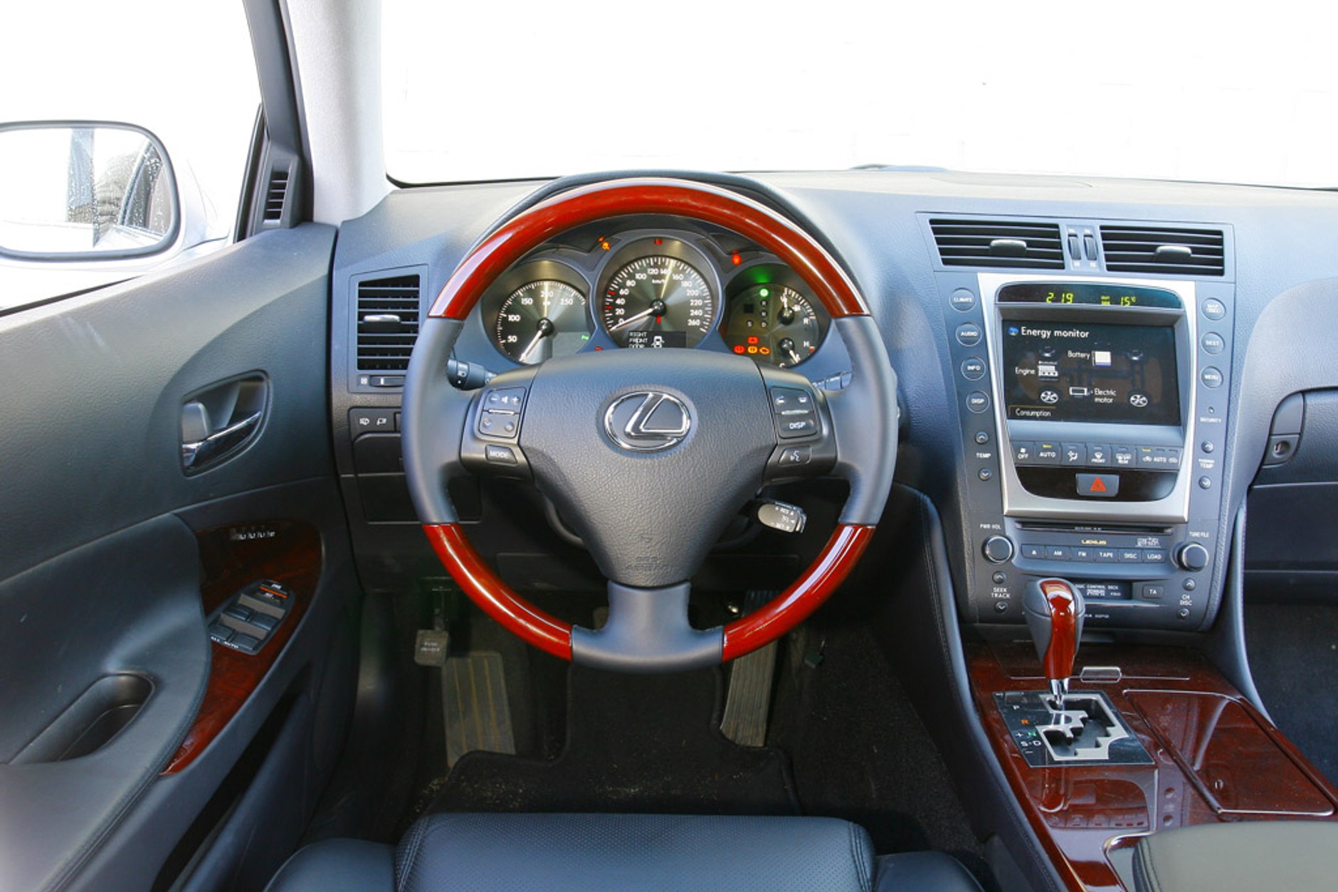 BMW 550 kontra Honda Legend i Lexus GS: duża porcja luksusu