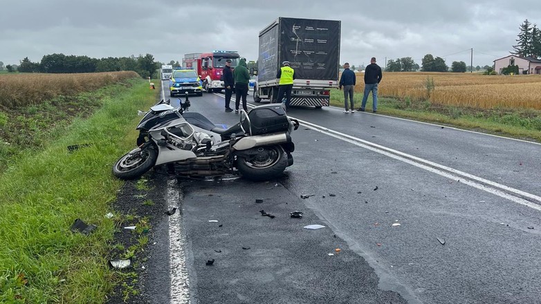 Wypadek z udziałem motocyklistów w Elzanowie