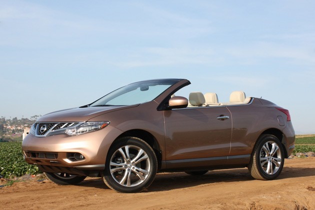 Od 2011 roku Nissan produkował Murano cabrio na Stany Zjednoczone, ale auto nie odniosło sukcesu