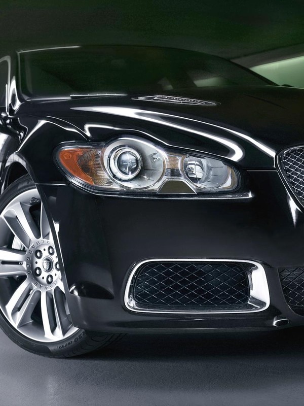 Detroit 2009: Jaguar XFR, czyli angielskie M5