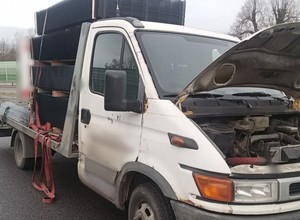 ITD stwierdziła, że pojazd był przeładowany. Potem coś zaskoczyło inspektorów