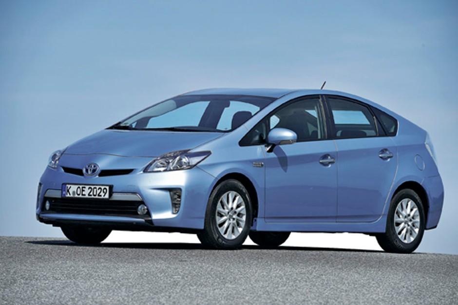 Toyota Prius Plug-in 1.8
99 KM (aut.)