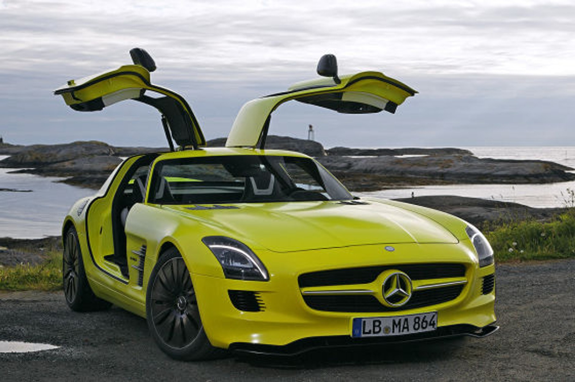 Mercedes SLS pod napięciem