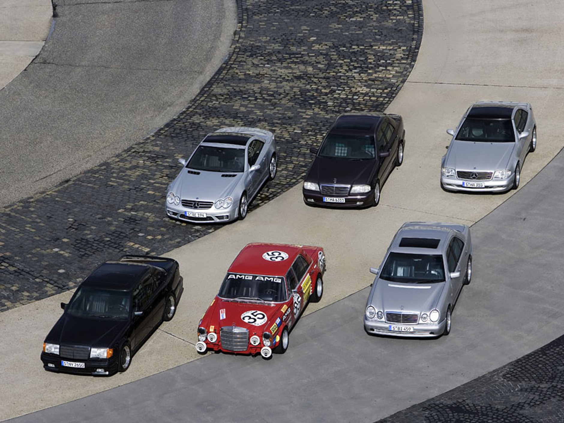 AMG obchodzi czterdziestkę