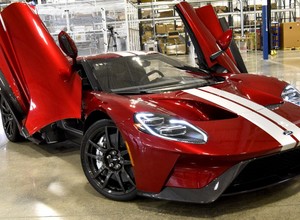 Ford Performance rozpoczyna dostawy modelu GT