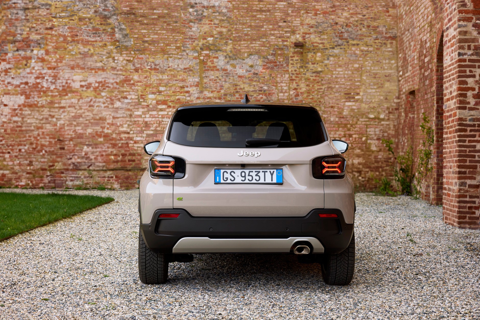 Jeep Avenger e-Hybrid