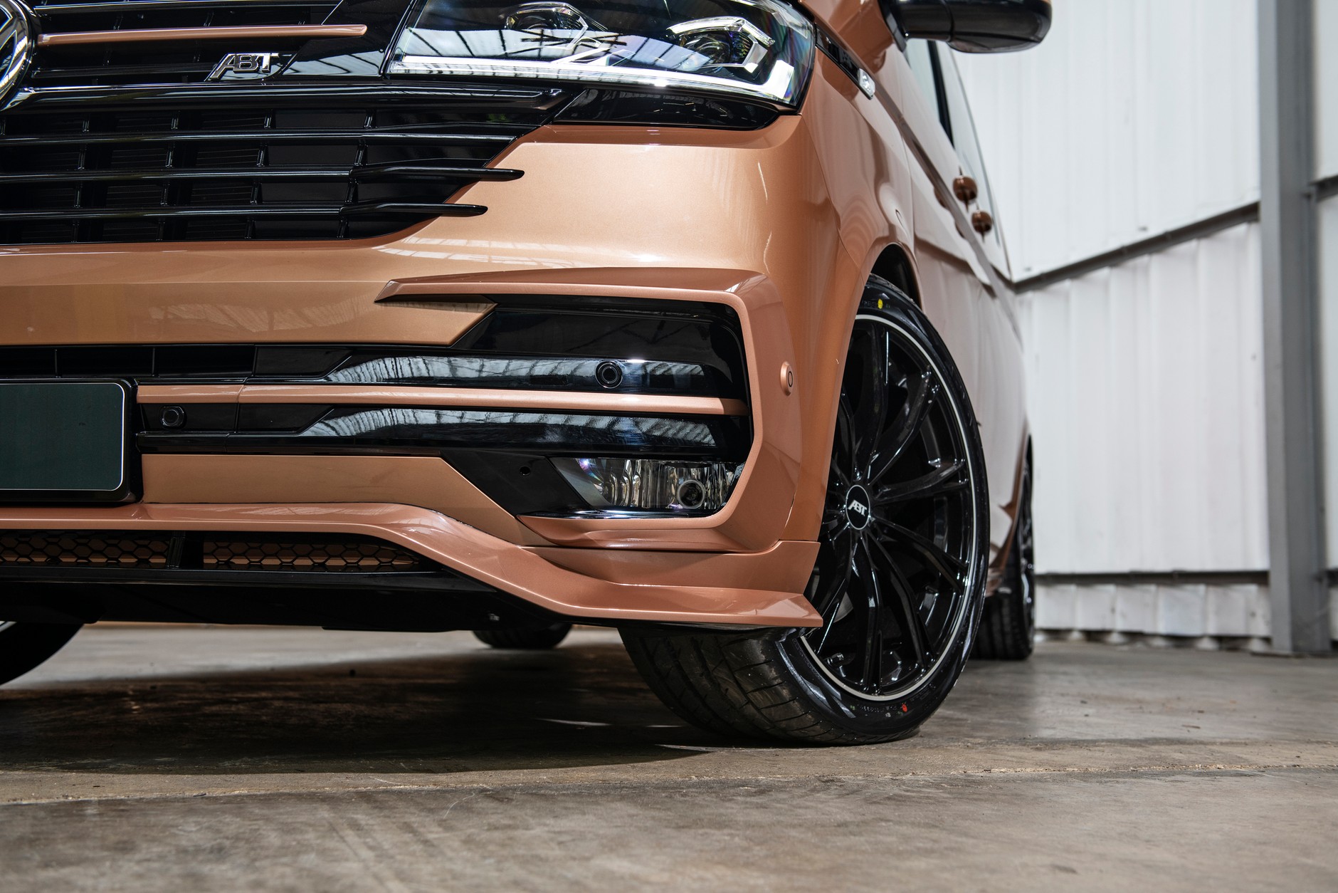 Volkswagen Multivan – Super Bulli od ABT