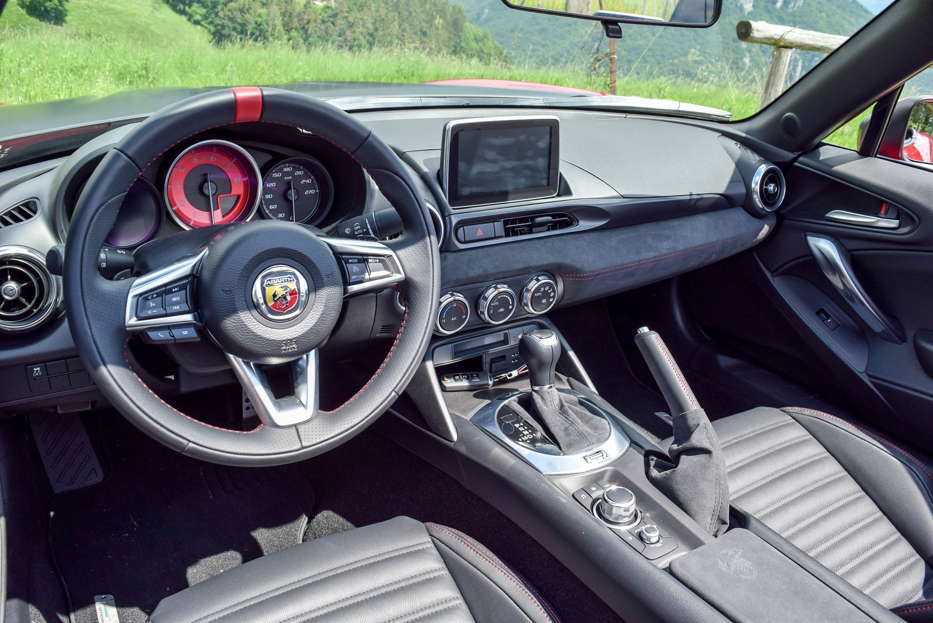 Abarth 124 Spider