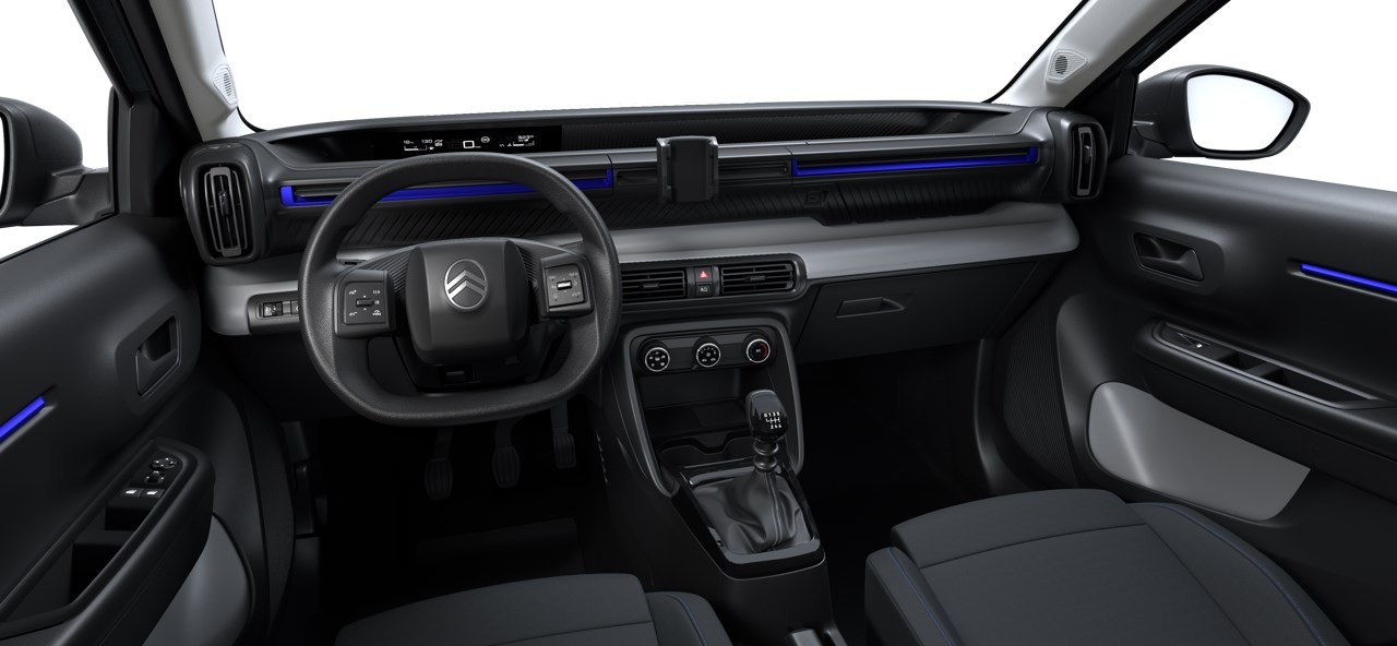 Wnętrze podstawowej wersji Citroena C3