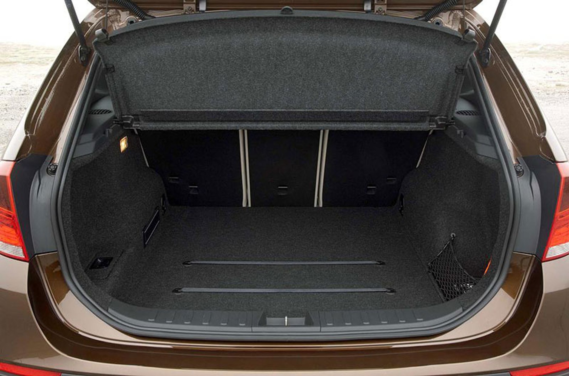 Jak powstaje BMW X1? - wideo z fabryki w Lipsku