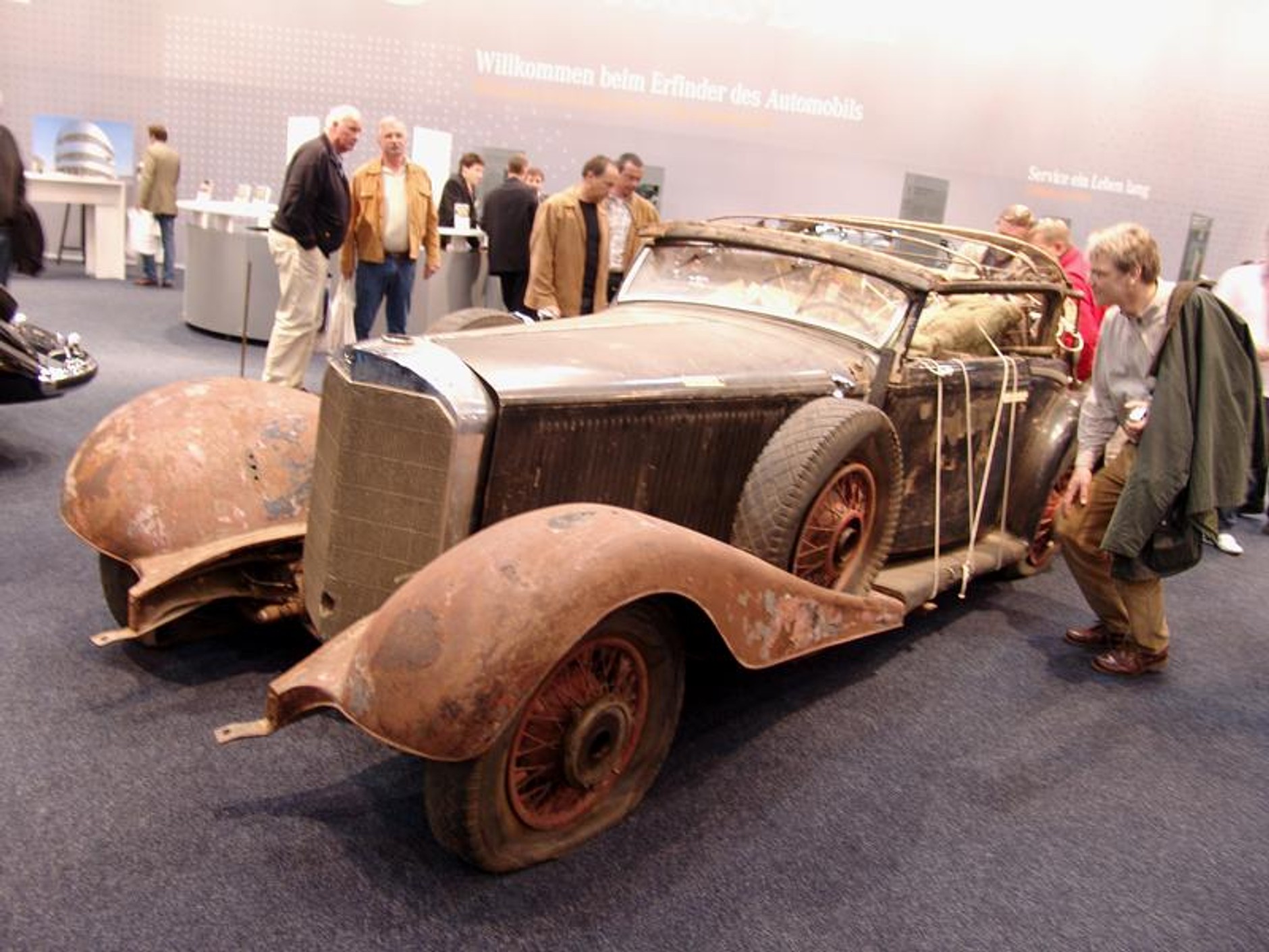 Techno Classica Essen 2008: stare w blasku chromu
