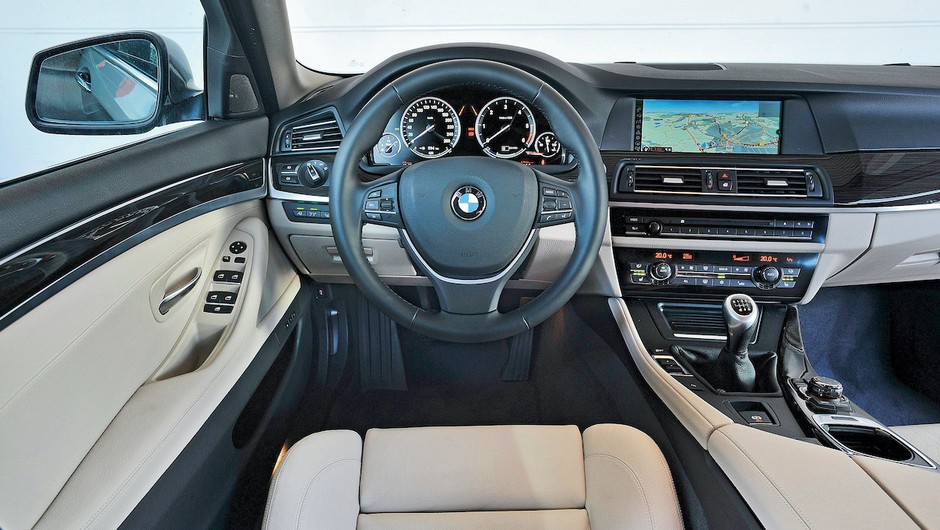 Kabina BMW serii 5 F10