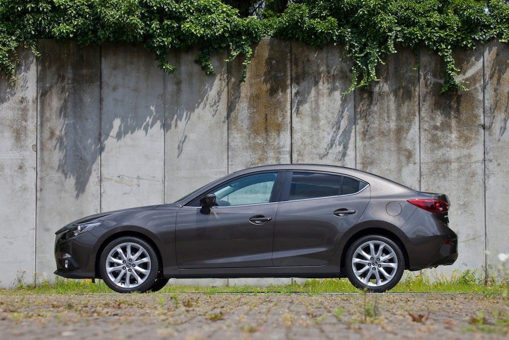 Mazda 3 sedan