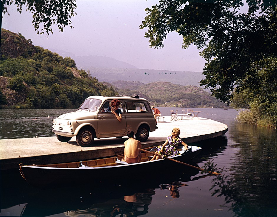 Fiat 500 Giardiniera, czyli wersja kombi, pojawiła się w 1960 r.