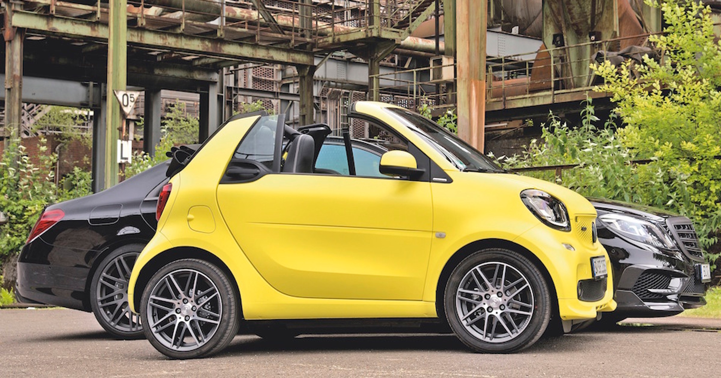Smart Brabus kontra Brabus Rocket 900 - Proca i rakieta
