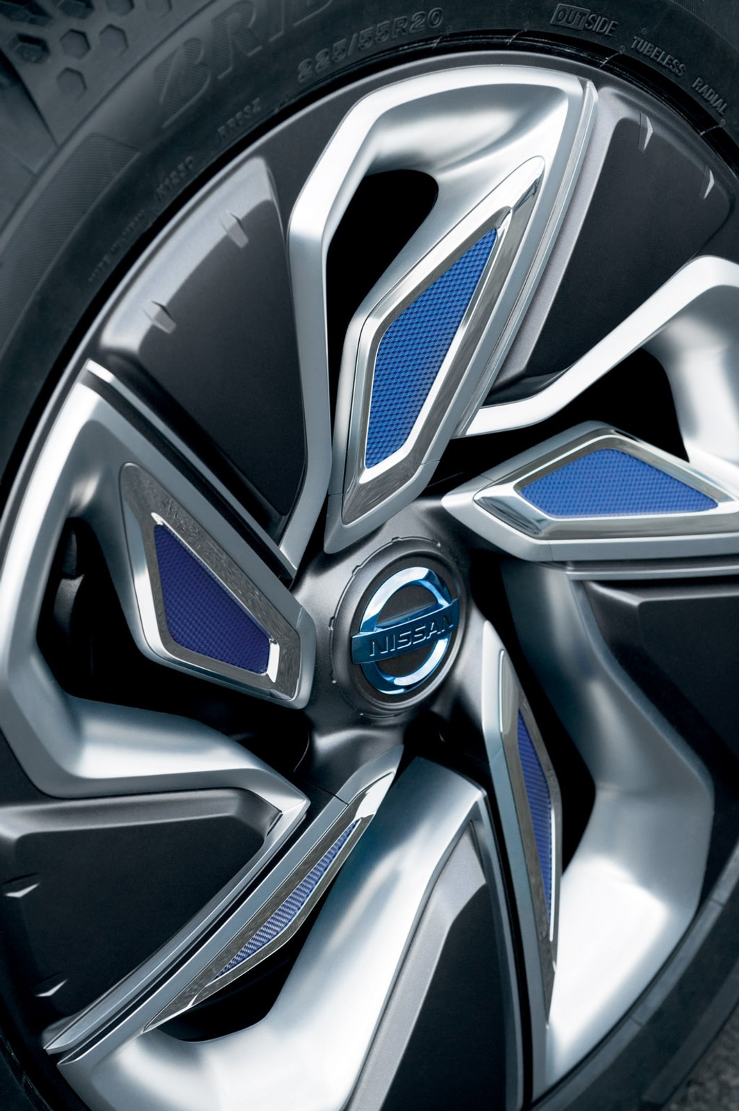 Nissan Terra: ekologiczna terenówka