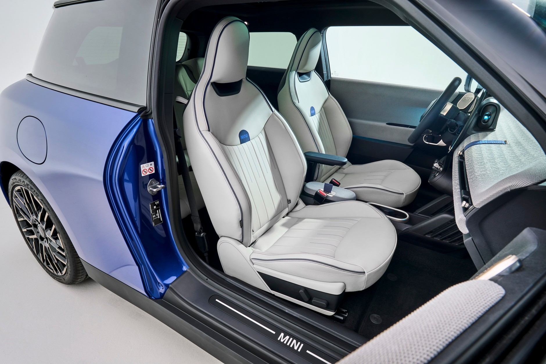 Nowe MINI Cooper SE