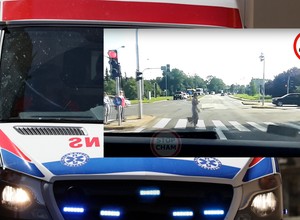 Załoga publikuje nagranie. Ambulans na sygnale musiał się zatrzymać [Nagranie]