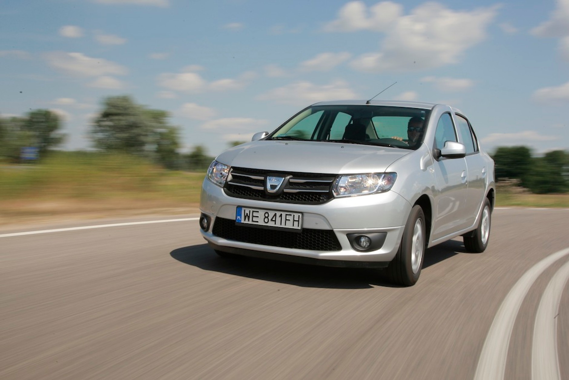 Nowa Dacia Logan 0.9