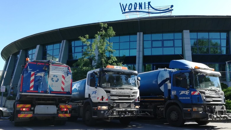 Woda z warszawskich basenów miejskich posłuży do sprzątania miasta
