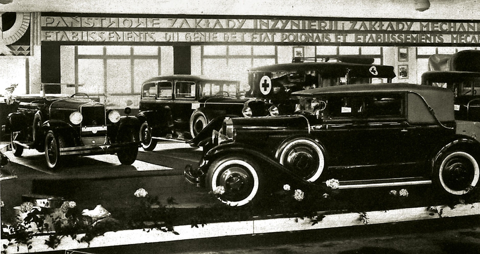 Rok 1928 - stoisko Państwowych Zakładów Inżynierii