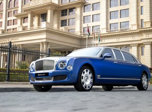 Miliarderzy, szykujcie czeki! Bentley Mulsanne Grand Limousine jest znów do wzięcia