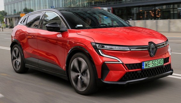 Renault Megane E-Tech. Nie ma dużego apetytu na prąd, ale ma też wady