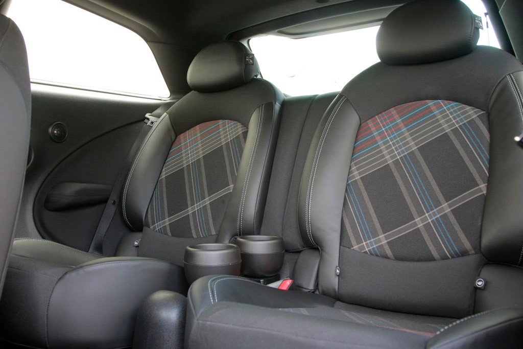 Jak jeździ Mini Paceman Cooper S?