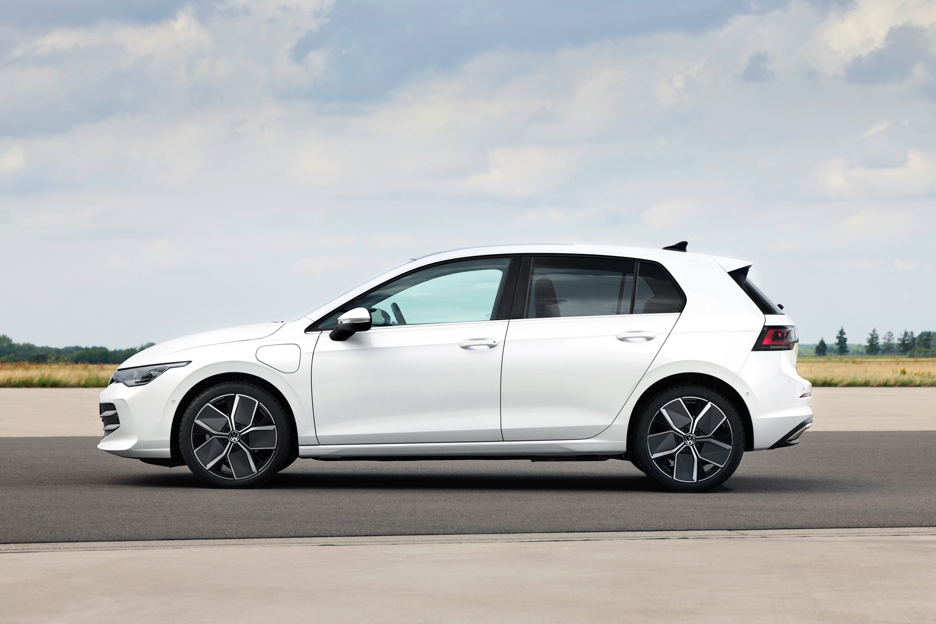 Volkswagen Golf 8 eHYBRID po liftingu