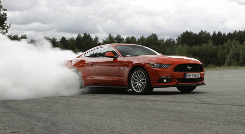 Ford Mustang GT - stara dobra szkoła