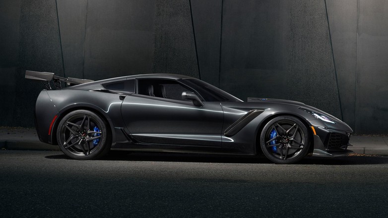 Corvette ZR1 – 755-konny postrach z USA