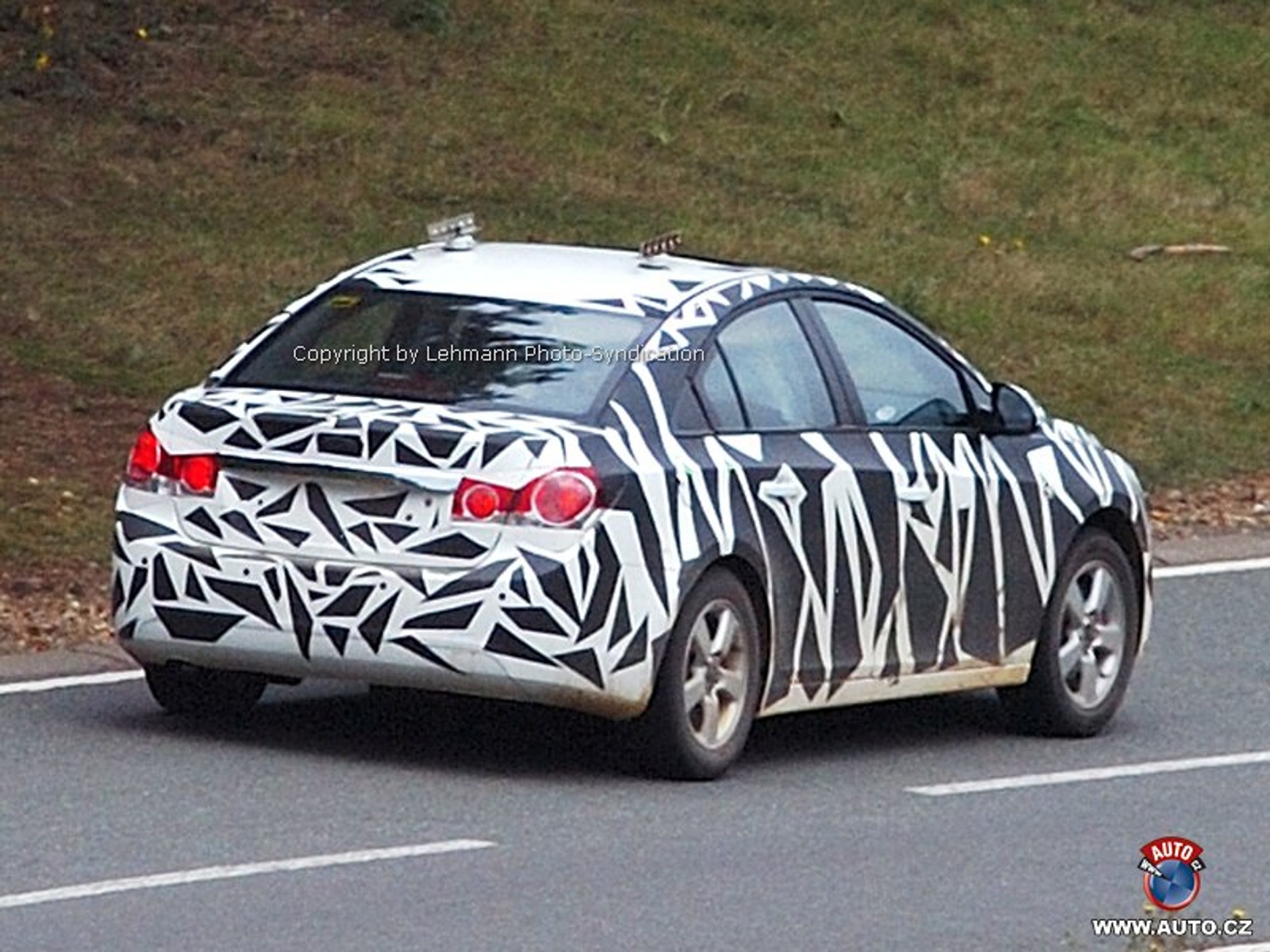 Zdjęcia szpiegowskie: Chevrolet Nubira prawie bez maskowania