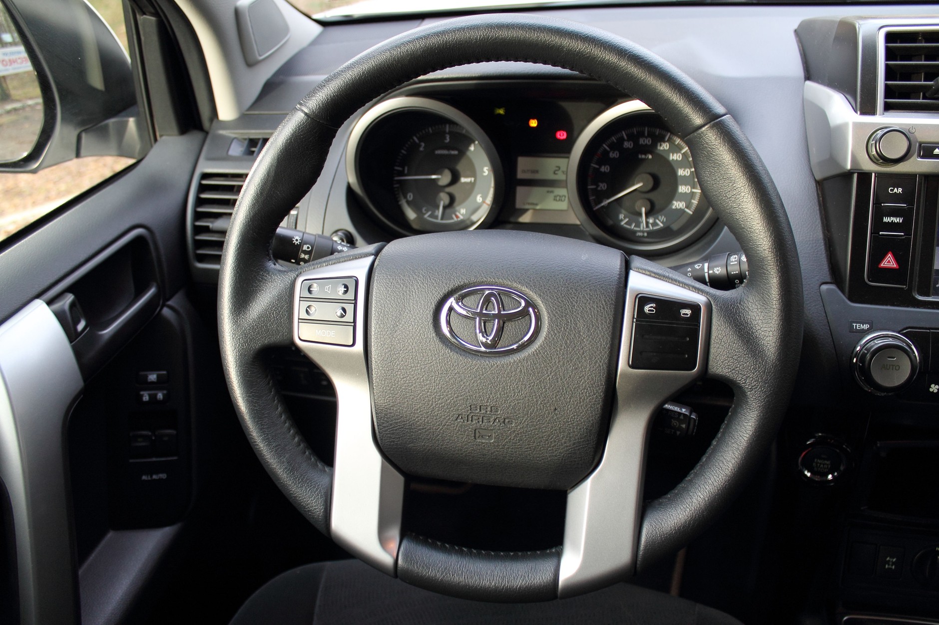 Toyota Land Cruiser 150