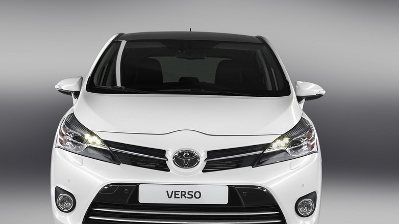 Odmłodzona Toyota Verso w Paryżu