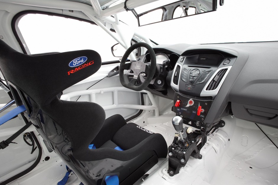 Torowa zabawka, czyli Ford Focus ST-R
