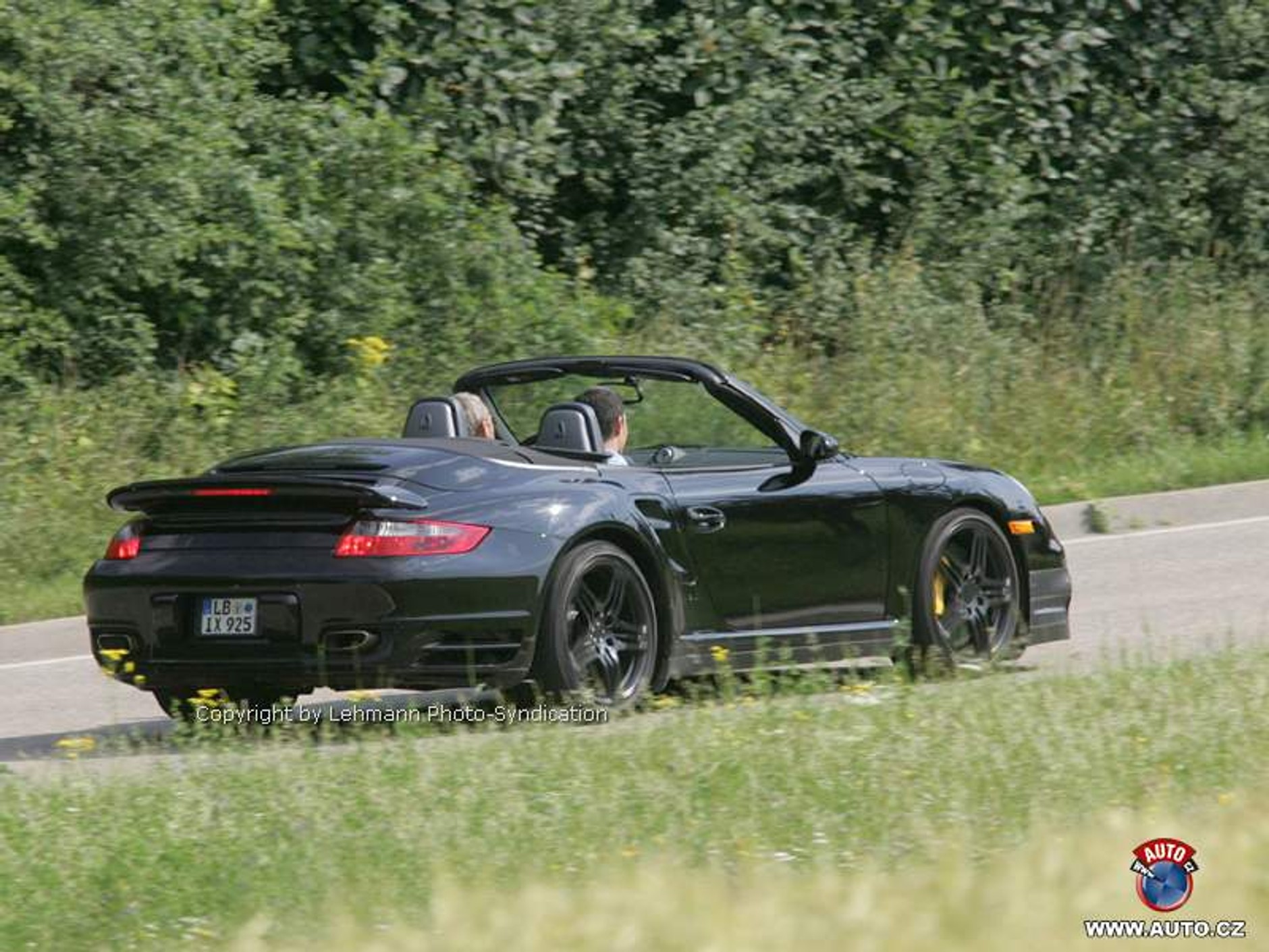 Spy Photos: Porsche 911 Turbo Cabrio i Targa bez maskowania