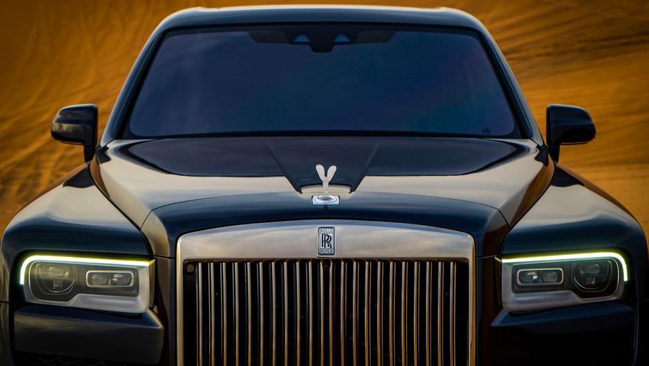 Rolls Royce Cullinan 1 generacja 2020 rok