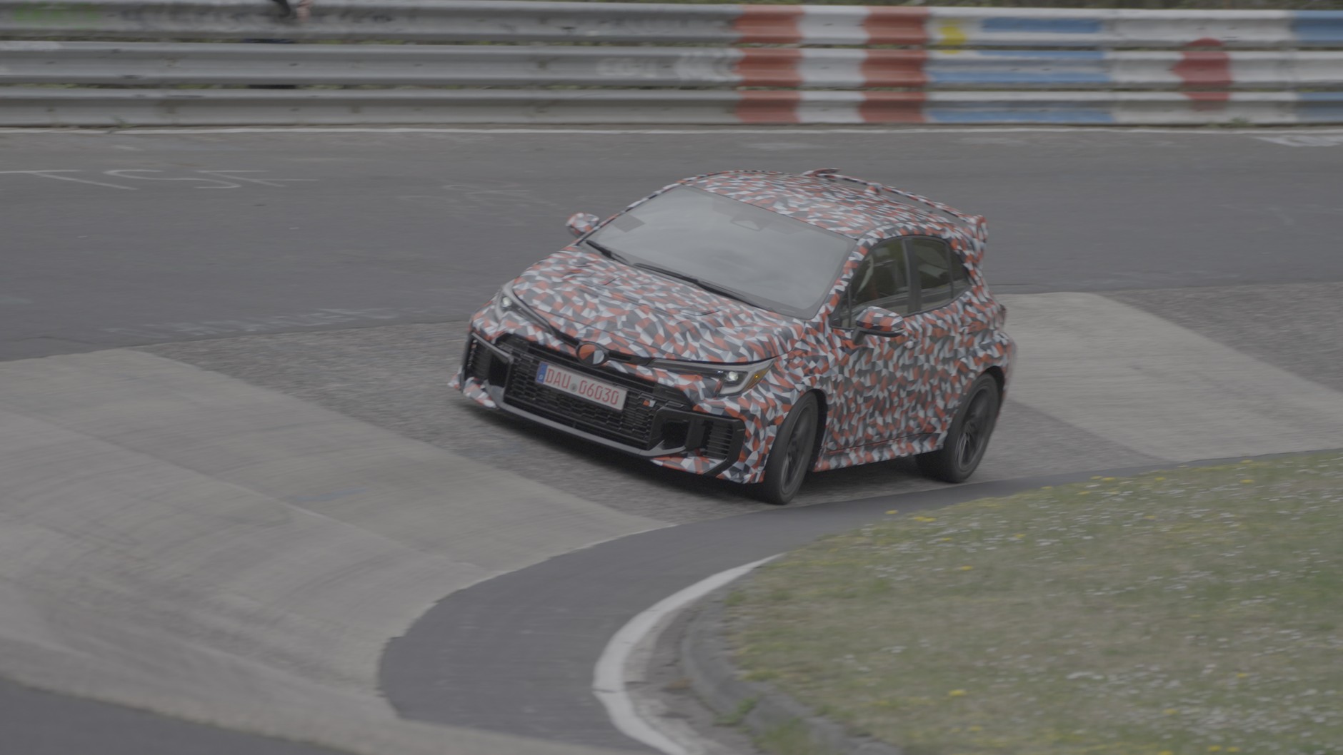 GRMN Corolla testowana na torze Nürburgring