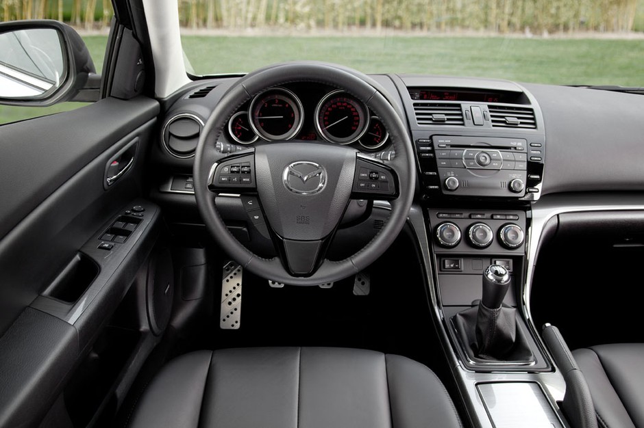 Mazda 6 - Ulepszona i... tańsza