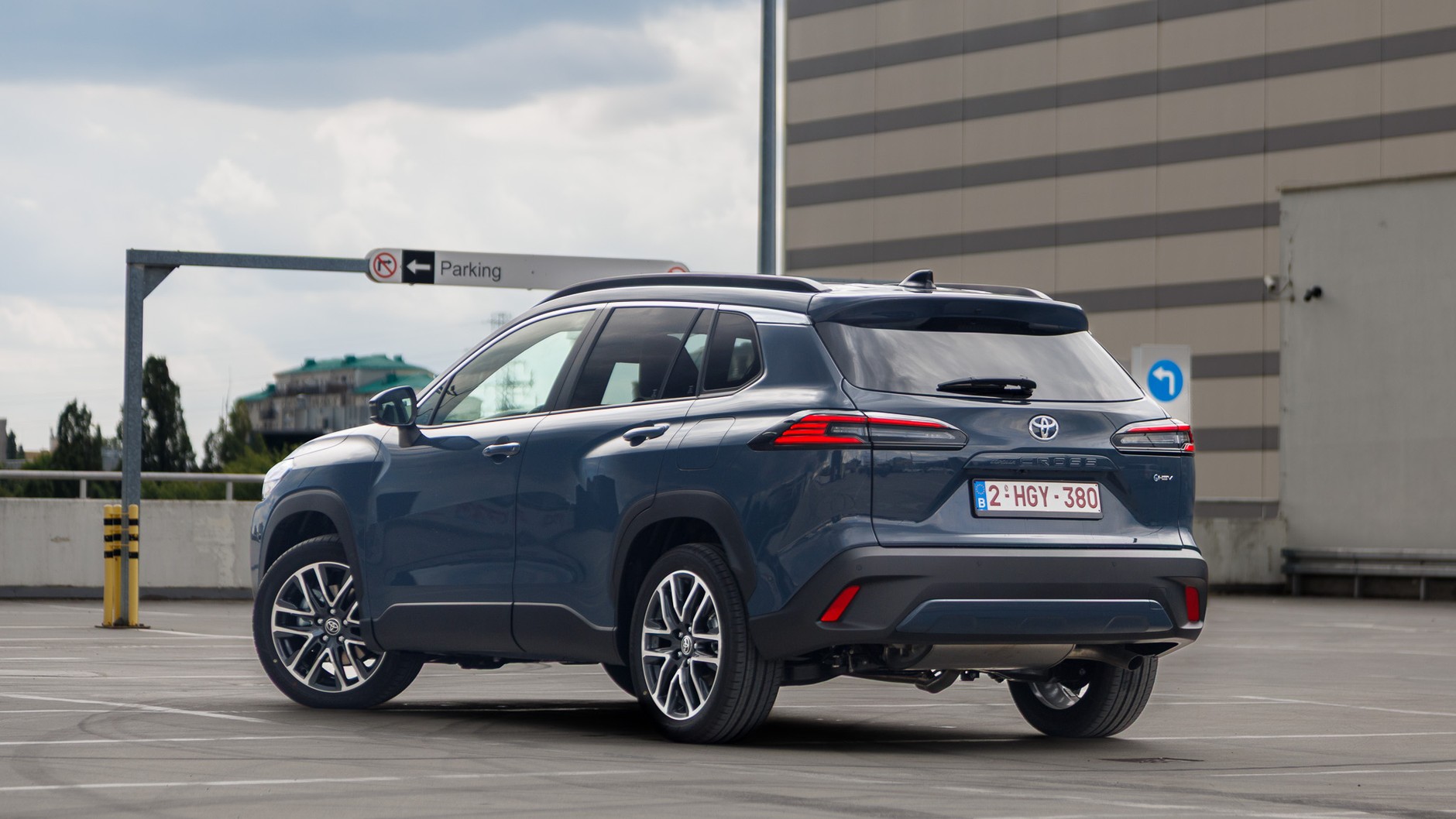 Toyota Corolla Cross Executive 2.0 Hybrid Dynamic Force 178 KM AWD-i e-CVT