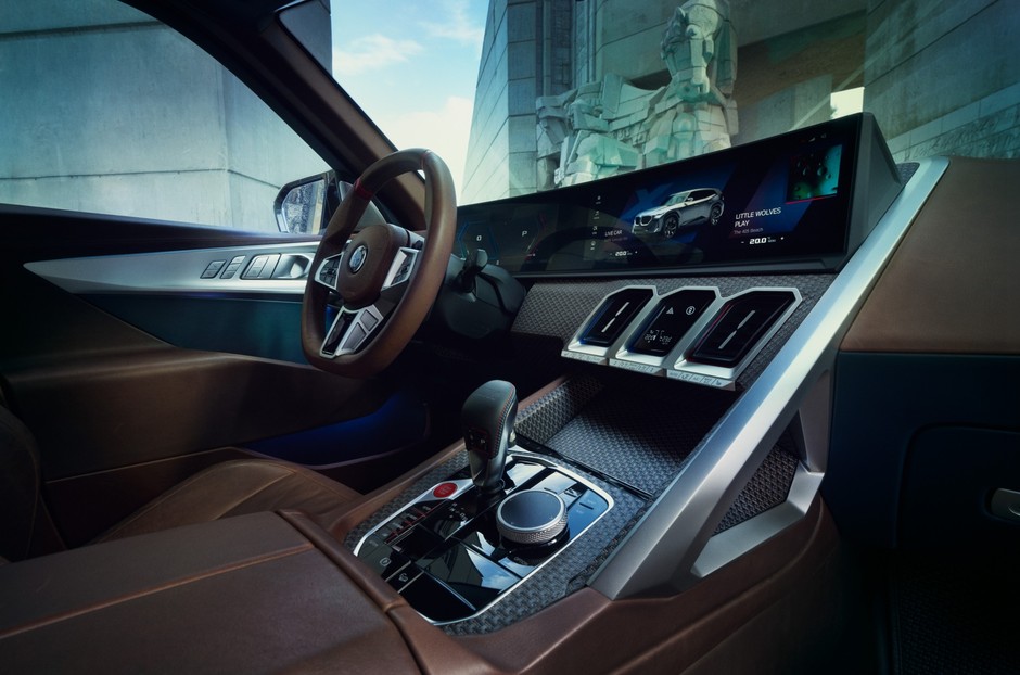 BMW XM