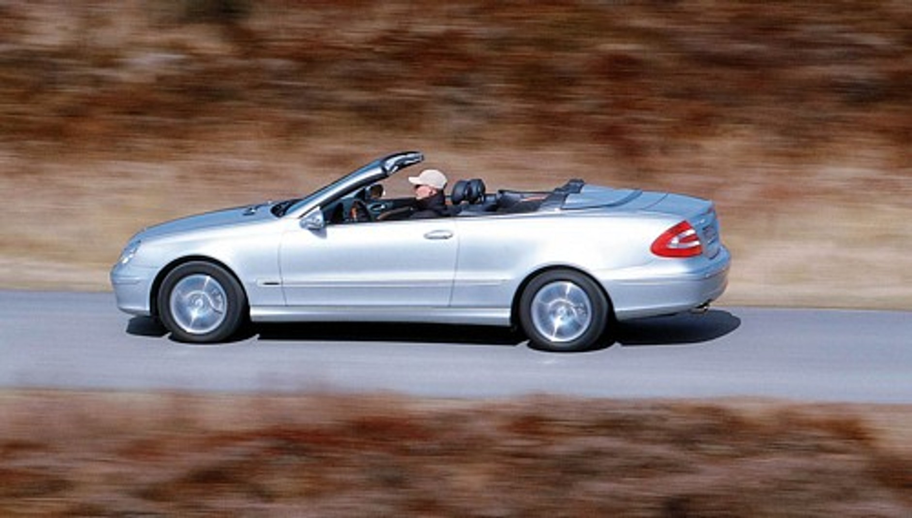 Audi A4 3.0, BMW 330 Ci, Mercedes CLK 320 - W poszukiwaniu lata