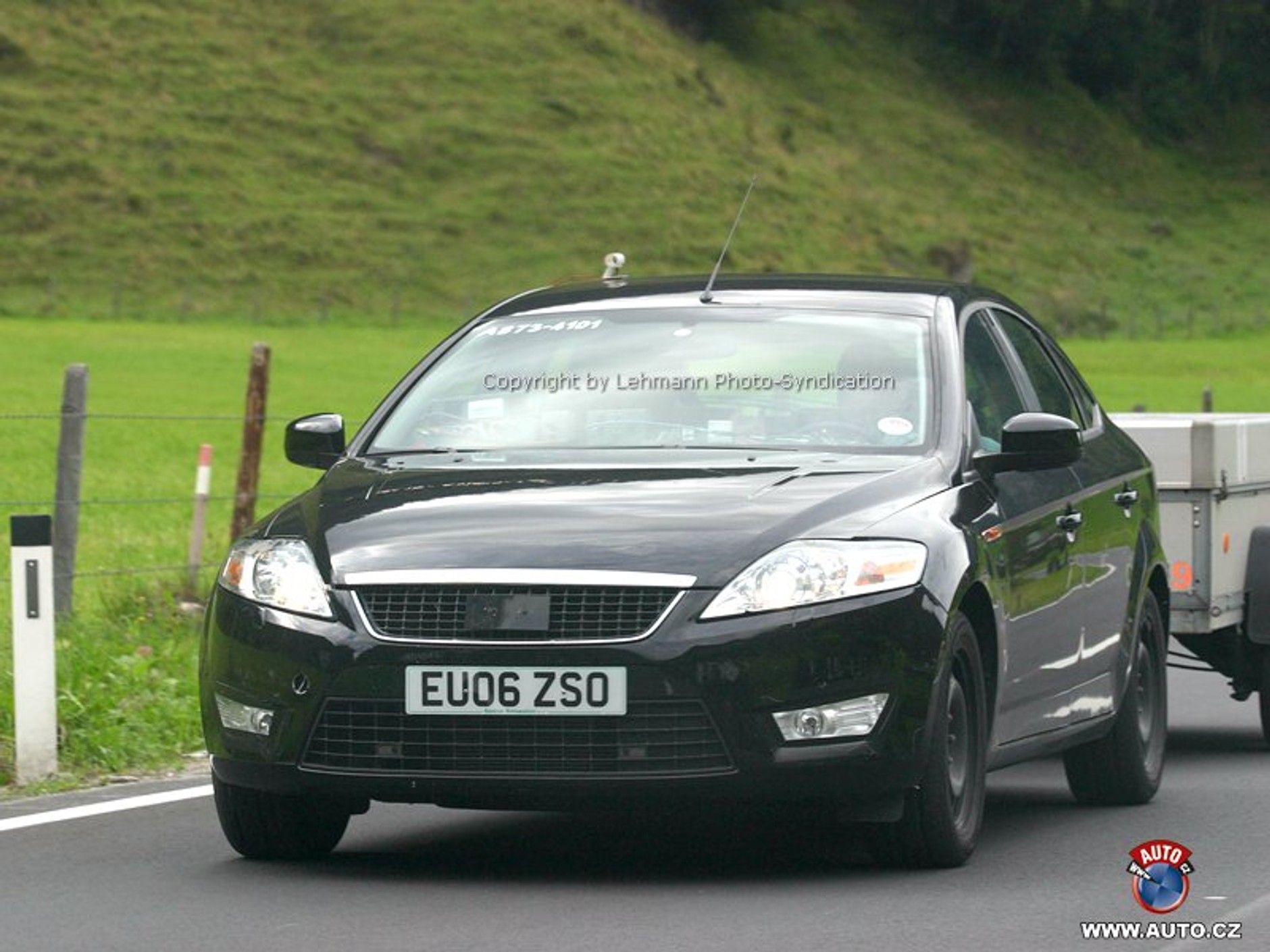 Zdjęcia szpiegowskie: Ford Mondeo ST – 4 czy 5 cylindrów?